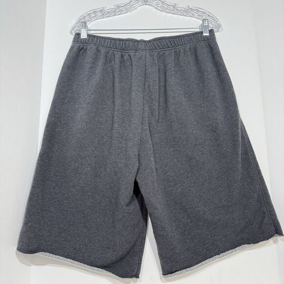 PUMA Men's Sweat Bermuda Shorts Large Gray Regular Fit Cotton Blend 11.5” Inseam - Picture 2 of 9